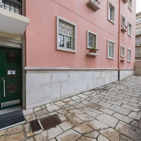 Lovelystay Saldanha Two Bedroom Wonder Apartment