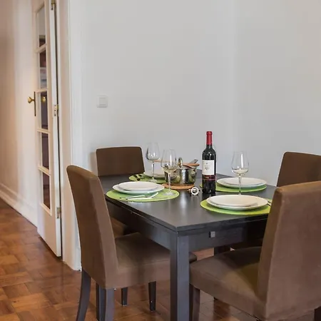 Lovelystay Saldanha Two Bedroom Wonder Apartment *