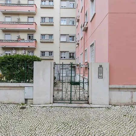 Lovelystay Saldanha Two Bedroom Wonder Lisbon