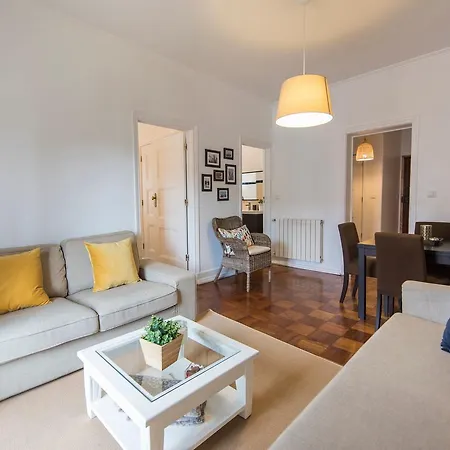 Apartman Lovelystay Saldanha Two Bedroom Wonder *